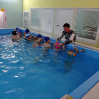 Обучение плаванию детей  - Клуб аквааэробики и оздоровительного плавания  "Аква плюс",  г.Екатеринбург 